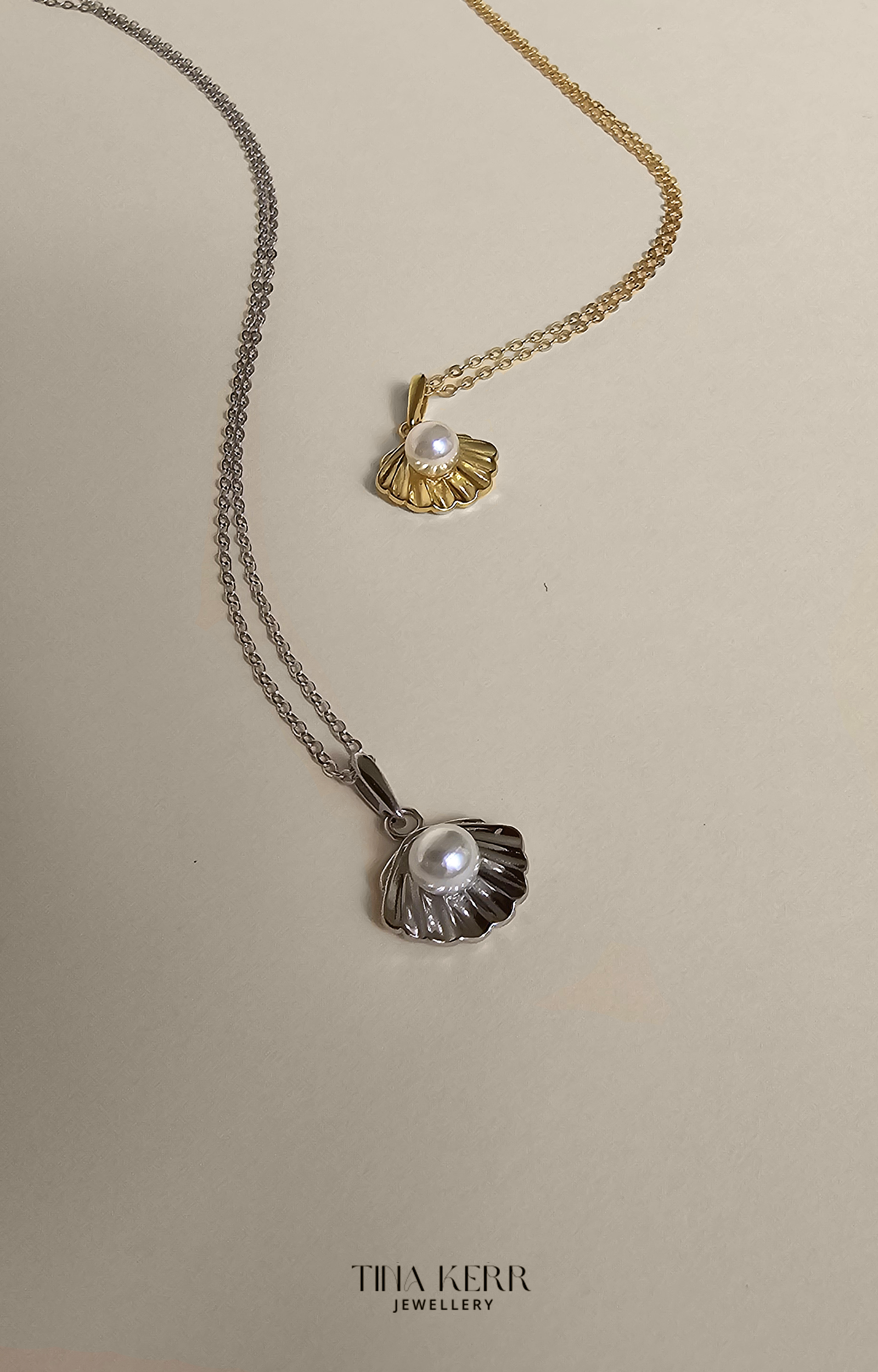 Dainty Pearl Shell Necklace