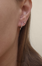 Akida Huggie Hoop Earrings