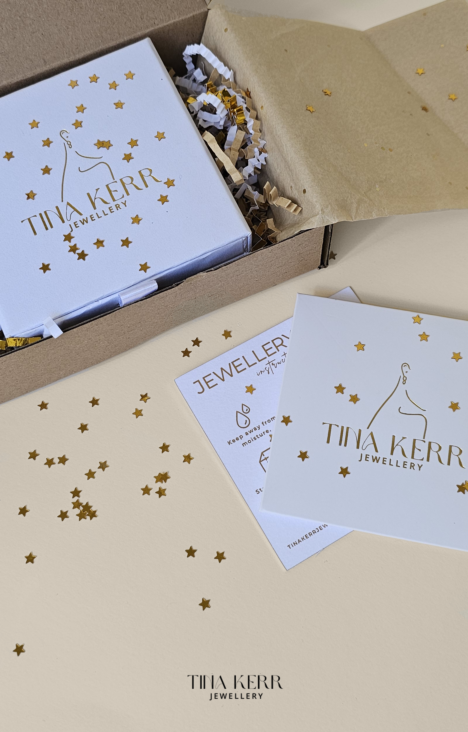 Akida Huggie Hoop Earrings